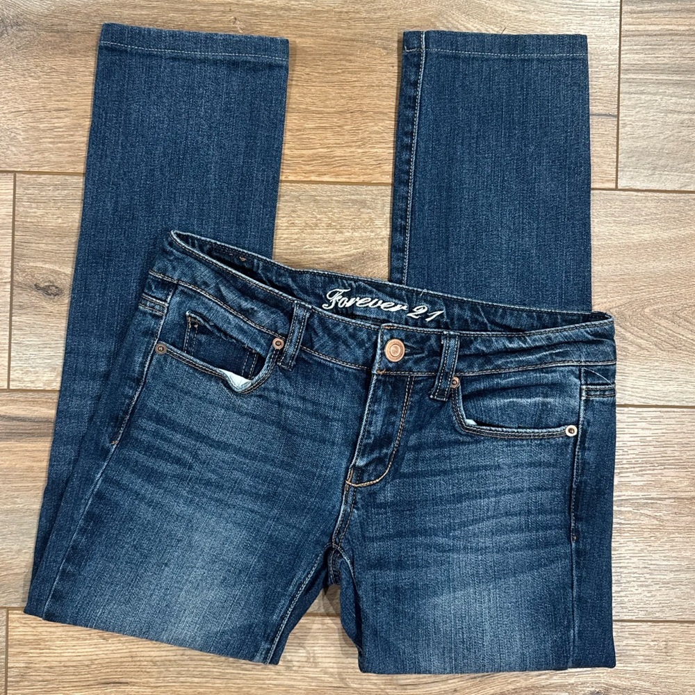 FOREVER 21 VINTAGE 2000s Extra Low-rise Dark Wash Cropped Skinny Jeans | Size 26